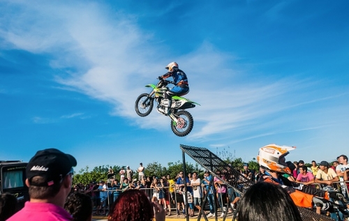 DUAS RODAS: MOTONAVE 2020 VAI AGITAR A PRAIA CENTRAL DE NAVEGANTES NESTE FINAL DE SEMANA
