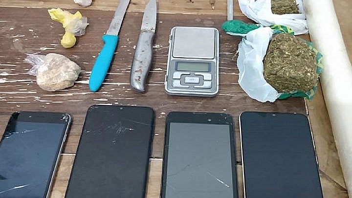 EM FAMÍLIA: MÃE, FILHO E NORA SÃO PRESOS POR TRÁFICO DE DROGAS NO FURADO EM BALNEÁRIO PIÇARRAS