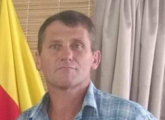 Luiz Alves: O candidato a vice-prefeito, Cristóvão Muller, é morto a facadas em sua residência, no Braço Elza