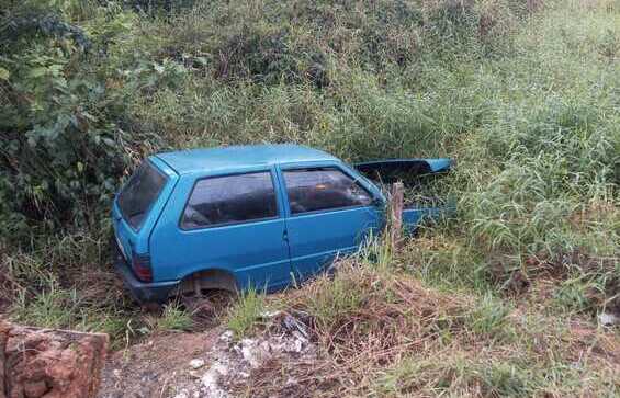 Depenado: Uno roubado no Tabuleiro em Barra Velha é desovado no bairro Itacolomi em Balneário Piçarras