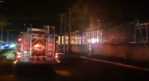 Apagão: Explosão na subestação da Praia Brava deixa 52 mil pessoas sem luz em Itajaí e Balneário Camboriú