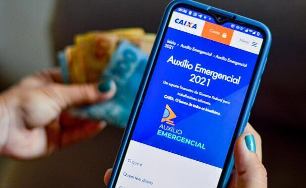 Auxílio emergencial é prorrogado pelo Governo Federal por mais três meses