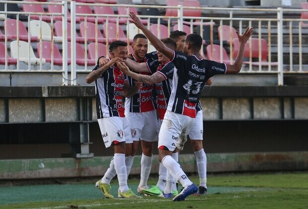 Série D: Joinville vence o Caxias e segue invicto na competição