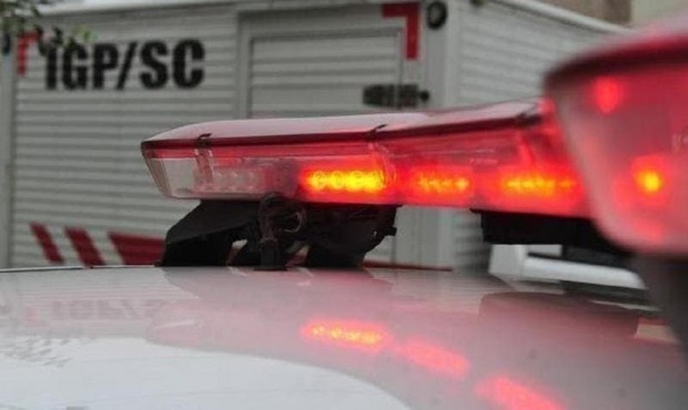 Navegantes: Homem vítima de estrangulamento é encontrado morto dentro de casa no bairro Meia Praia