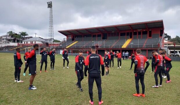 Série D: Joinville enfrenta o Esportivo neste sábado em Bento Gonçalves