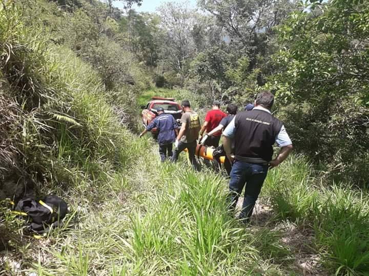 MORTO A PEDRADAS: CORPO DO DJ PAULINHO É ENCONTRADO NO INTERIOR DE CAMBORIÚ