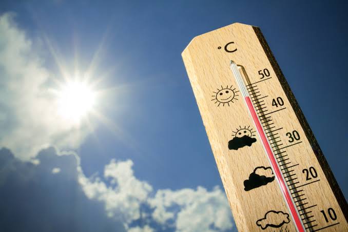 É MENTIRA: MENSAGEM NO WHATSAPP SOBRE UMA SUPOSTA ONDA DE CALOR EM FEVEREIRO EM SC É FAKE NEWS