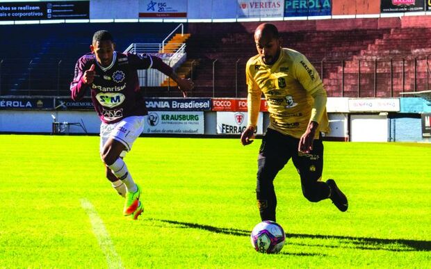Série D: Marcílio Dias enfrenta o Caxias na tarde de hoje no Gigantão