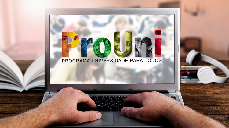 270 VAGAS: ABERTAS INSCRIÇÕES PARA O PROUNI NA UNIVALI
