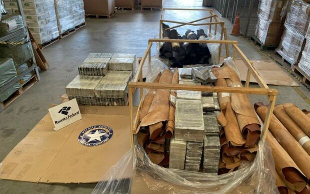 Tráfico de drogas: Receita Federal apreende mais meia tonelada cocaína no Porto de Navegantes