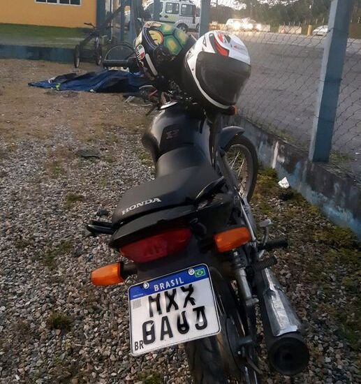 Araquari: Dois adolescentes são apreendidos na BR-101 com motocicleta roubada em Penha