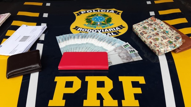 Na BR-101: Casal é preso com R$ 2 mil em cédulas falsas em Joinville