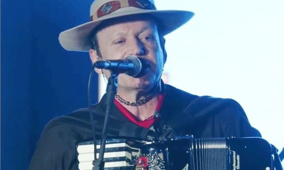 Criciúma: Velório de Airton Machado da banda Garotos de Ouro ocorre sem fãs