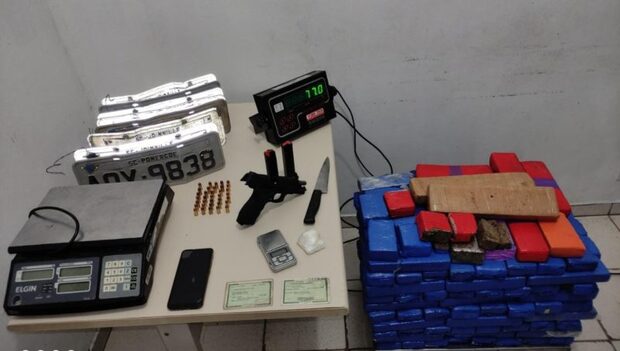 Troca-troca: Negociou 8 quilos de maconha por um Ford/Fiesta e acabou preso com mais 77 quilos da droga