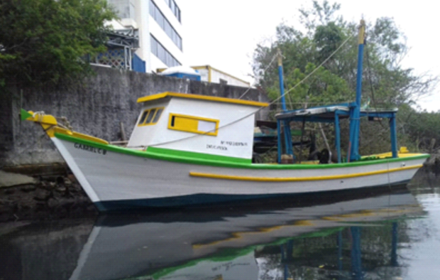 Penha: Após pane no motor de embarcação, pescadores paraenses são resgatados na Ponta da Armação