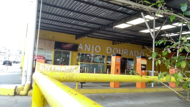 Balneário Piçarras: Assaltantes agridem funcionárias e levam malote da loja Anjo Dourado