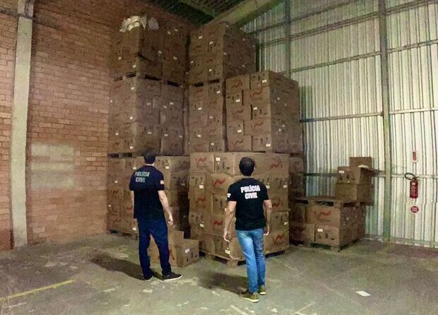 Fio Solto: Duas pessoas são presas em Guabiruba e São João do Itaperiú por receptação de carga roubada