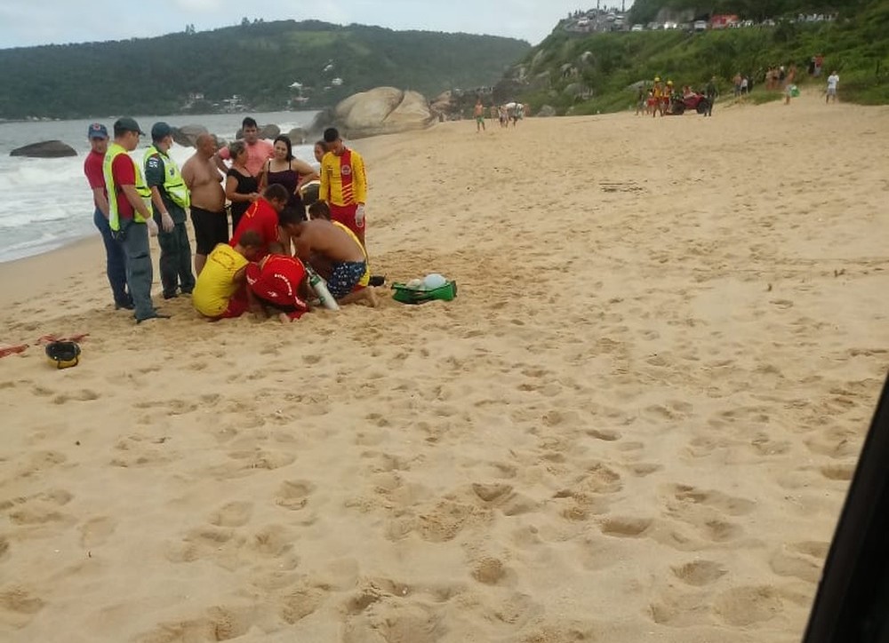 EM TAQUARINHAS: BANHISTA MORRE AFOGADO EM PRAIA DE BALNEÁRIO CAMBORIÚ