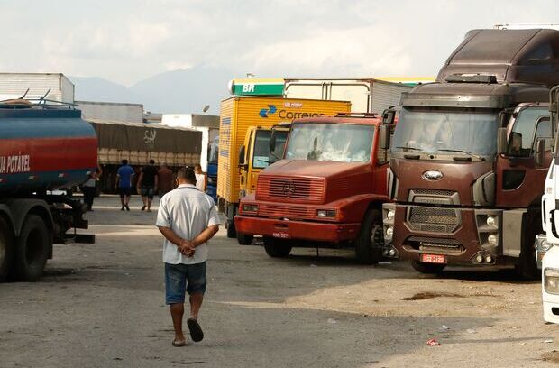 Não rolou: Greve dos caminhoneiros teve pouca adesão em SC