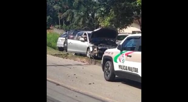 Troca de tiros e perseguição policial termina com homem preso em Joinville