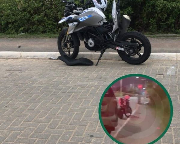 Itajaí: Jovem morre ao bater de moto em poste na praia Brava