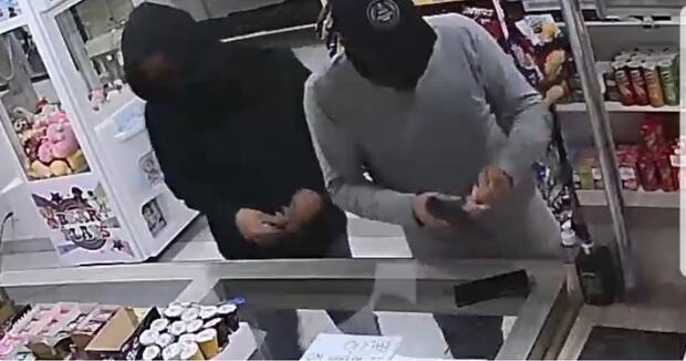 Barra Velha: Dupla que roubou conveniência na Quinta dos Açorianos é presa pela polícia Civil