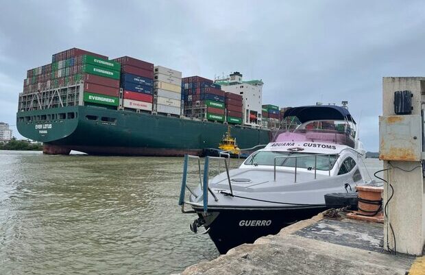 De Olho: Marinha e Receita fazem vistorias em navios nos portos de Itajaí e Itapoá