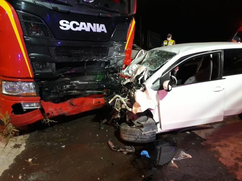 Acidentes fatais: Final de semana com 10 mortes nas rodovias do litoral norte e na região da Foz do Itajaí