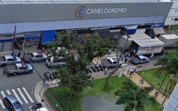 Etiqueta Segura: Polícia apreende quatro toneladas de produtos falsificados do Camelódromo de Balneário Camboriú