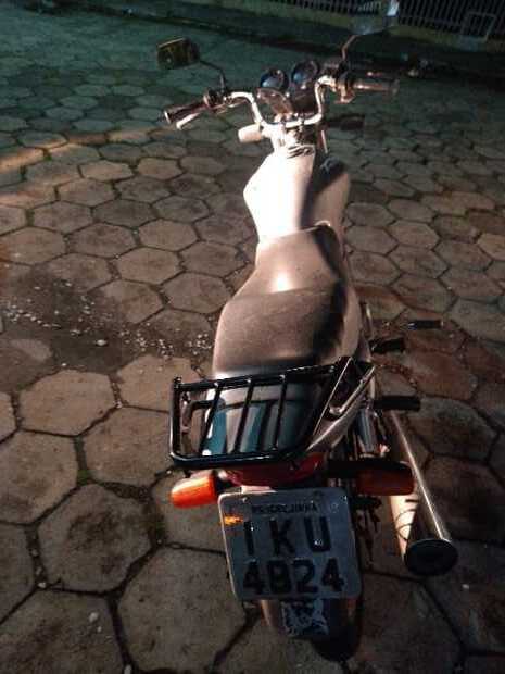 Tava empurrando uma Titan: Ladrão de moto é preso em flagrante no Centro de Balneário Piçarras