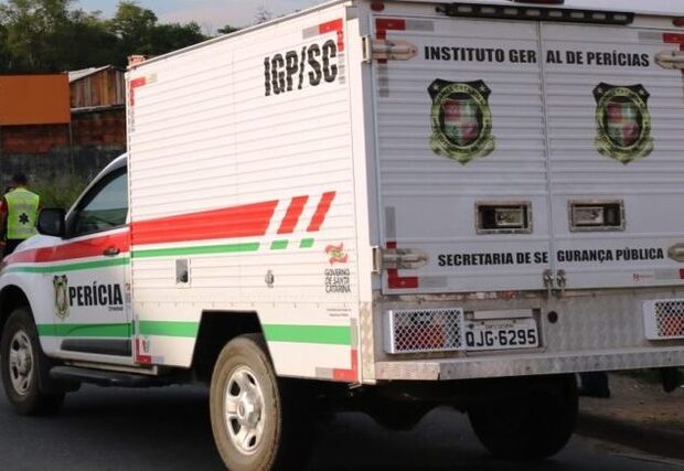 Penha: Mulher é presa após matar homem suspeito de abusar seus filhos menores próximo da praia do Poá