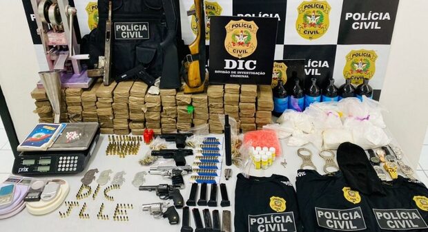 Polícia Civil prende assaltantes que se passavam por policiais em Joinville