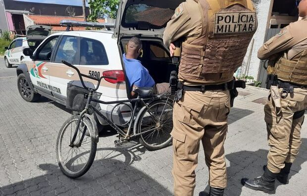 Penha: Ladrão de bicicleta é preso na Avenida Eugênio Krause na praia de Armação
