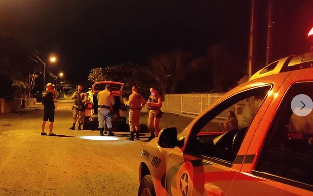 São Francisco do Sul: Homem é morto por amigo com facadas no pescoço no bairro Ubatuba