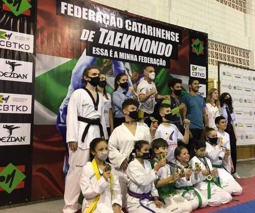 Balneário Piçarras: Atletas da Semel participam do 23° Open BC Taekwondo CUP neste sábado