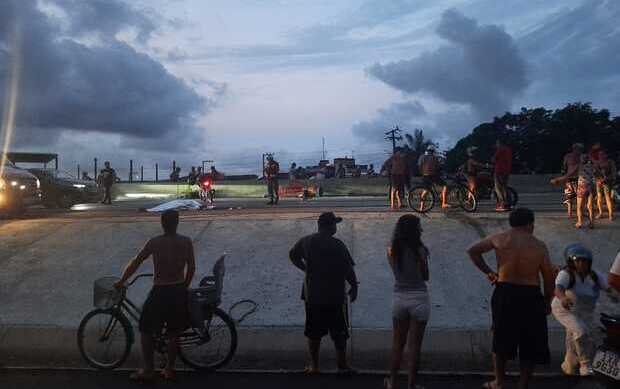 Navegantes: Ciclista morre atropelada por moto na BR-470