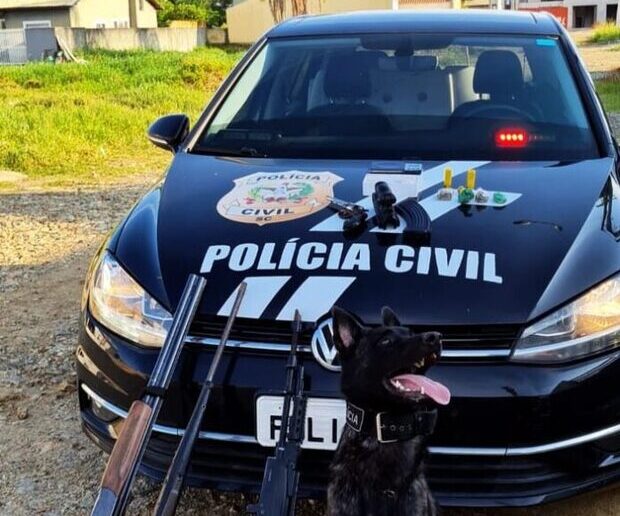Barra Velha: Integrante do PGC é preso na Quinta dos Açorianos com armas e drogas