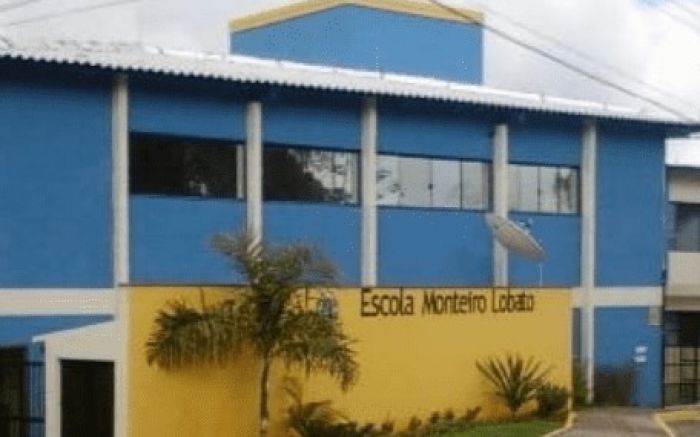 Balneário Piçarras: Aluno do sétimo ano da Escola Monteiro Lobato ameaça colegas com martelo e estilete