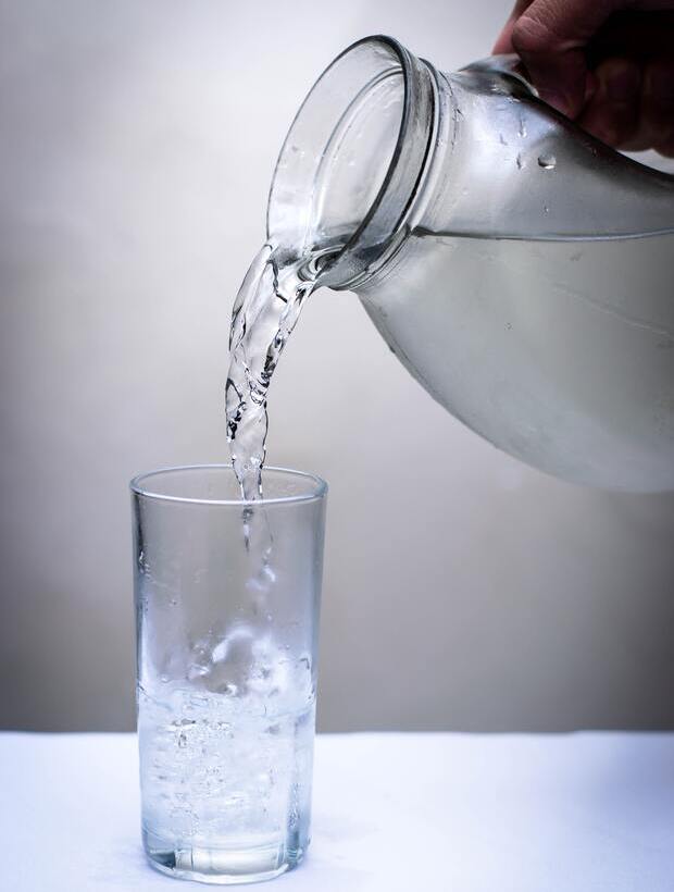 Por que beber água é tão importante para o corpo?