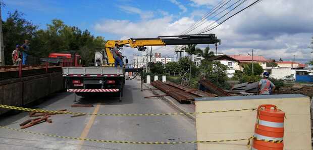 Navegantes/Penha – Inicia a construção a nova ponte sobre o Rio Gravatá