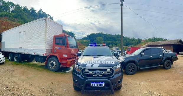 Na BR-470 – Polícia prende cinco suspeitos de furto de pneus em empresa em Gaspar