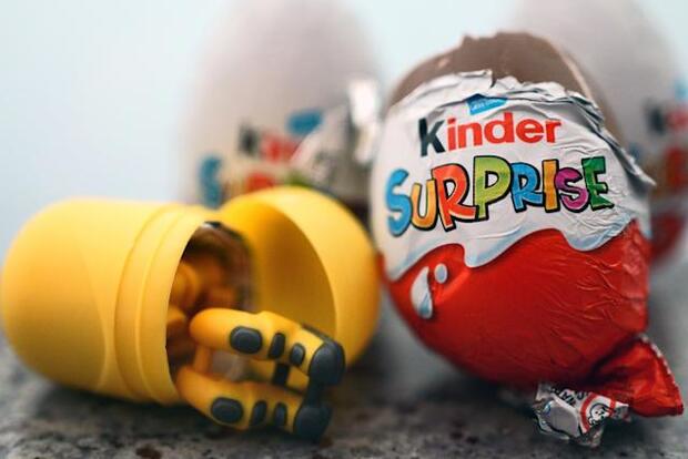 Kinder Ovo pode sofrer recall no Brasil após salmonella na Europa
