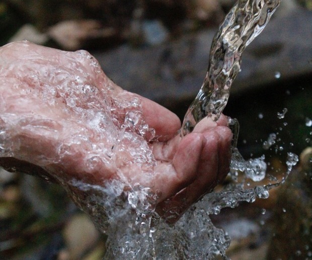 Água - Um recurso natural que precisa ser preservado