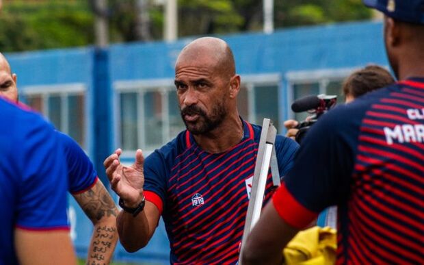 Novo Timoneiro - Pingo é o novo treinador do Marcílio Dias