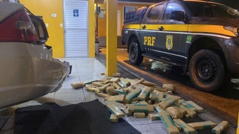 Barra Velha - Homem é preso com 83 quilos de maconha é preso na BR-101
