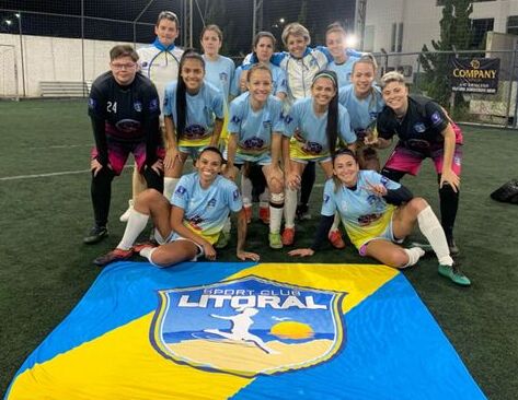 Campeãs Invictas – Meninas do Sport Club Litoral conquistam titulo de torneio de futebol Society, em Ilhota