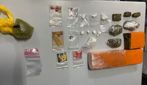 Barra Velha – Traficante foge e deixa sacola com maconha no bairro Itajuba