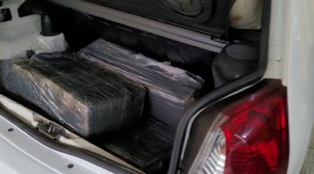 Barra Velha – PRF apreende 95 quilos de maconha na BR-101