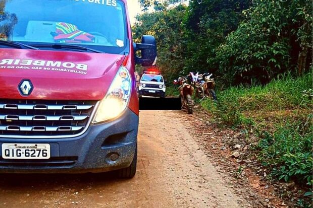 Motociclista morre durante trilha em São João do Itaperiú