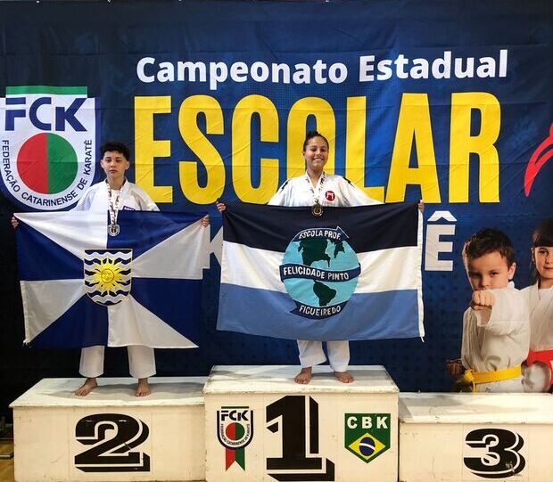 No Pódio - Caratecas da Secretaria de Esportes de Balneário Piçarras conquistam medalhas no Campeonato Estadual Escolar